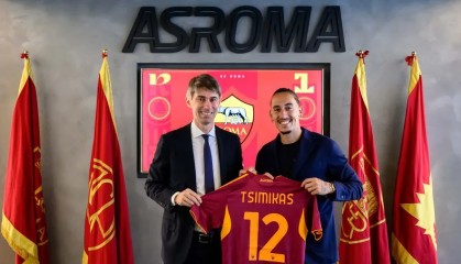 官方：罗马租借签下利物浦左后卫齐米卡斯，不含买断条款